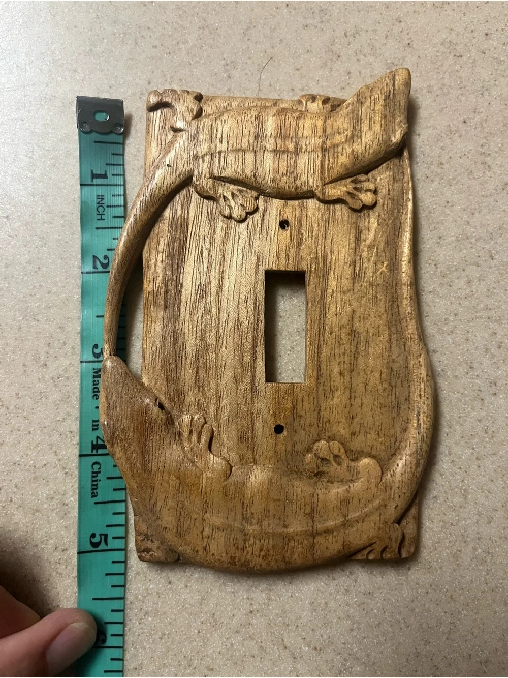 Wood Carved Single Toggle Light Switch Cover - 3D Lizard Gecko Indonesia
